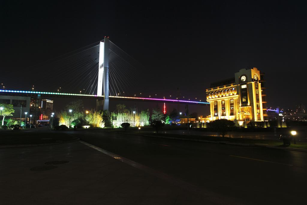 Shanghai Eiffelton Hotel エクステリア 写真