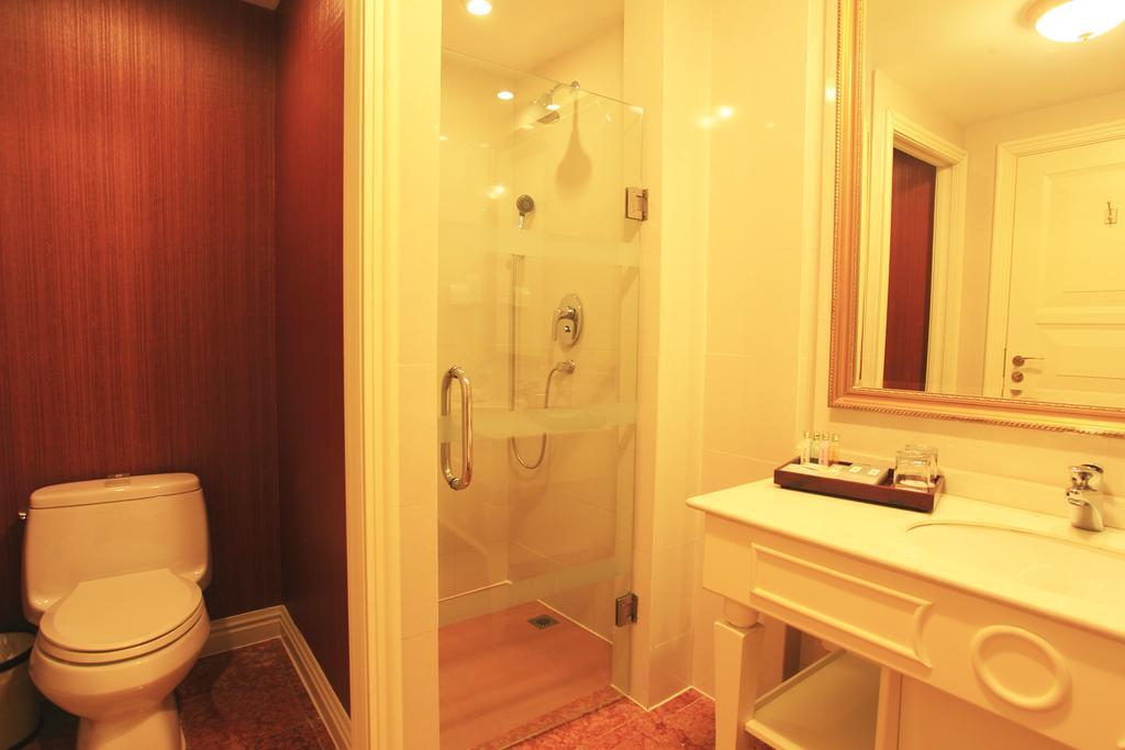 Shanghai Eiffelton Hotel エクステリア 写真